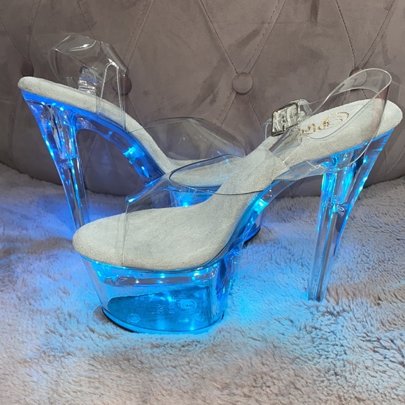 Pleaser Platforms - Picture 9 of 12